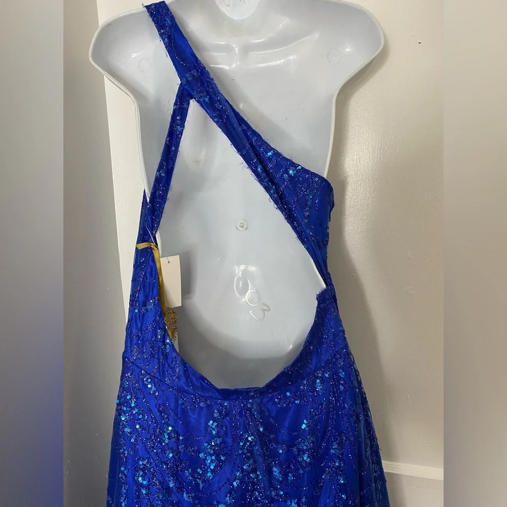 SAY YES TO THE PROM Stunning One-Shoulder Blue Sequin Gown - Picture 7 of 10